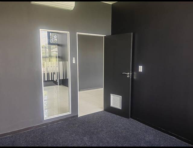 BUSINESS PROPERTY TO RENT IN BONAERO PARK
